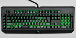 画像ギャラリー No.004のサムネイル画像 / Razer独自の「緑軸」「オレンジ軸」メカニカルキースイッチは買いか？ ゲーマー向けキーボード「BlackWidow」の新モデルをテスト