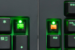 画像ギャラリー No.021のサムネイル画像 / Razer独自の「緑軸」「オレンジ軸」メカニカルキースイッチは買いか？ ゲーマー向けキーボード「BlackWidow」の新モデルをテスト