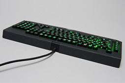 画像ギャラリー No.022のサムネイル画像 / Razer独自の「緑軸」「オレンジ軸」メカニカルキースイッチは買いか？ ゲーマー向けキーボード「BlackWidow」の新モデルをテスト