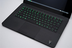 画像ギャラリー No.015のサムネイル画像 / 「Razer Blade（2014）」レビュー。日本市場へ上陸したRazer製ノートPCの性能と発熱を細かく見てみる