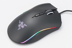 画像ギャラリー No.003のサムネイル画像 / 「Razer Mamba Tournament Edition」レビュー。新世代レーザーセンサー搭載のハイエンドマウスはさすがの完成度だ