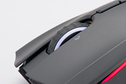 画像ギャラリー No.005のサムネイル画像 / 「Razer Mamba Tournament Edition」レビュー。新世代レーザーセンサー搭載のハイエンドマウスはさすがの完成度だ