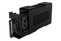 画像ギャラリー No.010のサムネイル画像 / Razer,ゲーマー向けUltrabook「Blade Stealth」発表。Thunderbolt 3接続の外付けグラフィックスボックスと組み合わせてゲームマシンに
