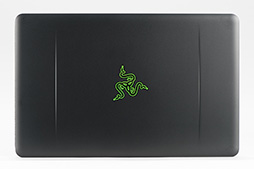 画像ギャラリー No.009のサムネイル画像 / 単体GPUを持たないRazer製Ultrabookは意外な優等生。「Blade Stealth」ファーストインプレッション