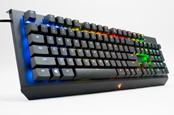 画像ギャラリー No.004のサムネイル画像 / 「Razer BlackWidow X Chroma」英語配列モデルを試す。「X」付きのBlackWidowは,従来モデルと何が違うのか
