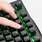 画像ギャラリー No.012のサムネイル画像 / 「Razer BlackWidow X Chroma」英語配列モデルを試す。「X」付きのBlackWidowは,従来モデルと何が違うのか