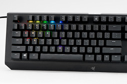 画像ギャラリー No.035のサムネイル画像 / 「Razer BlackWidow X Chroma」英語配列モデルを試す。「X」付きのBlackWidowは,従来モデルと何が違うのか
