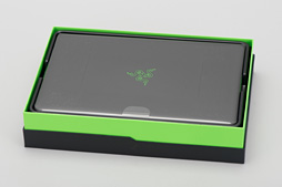画像ギャラリー No.005のサムネイル画像 / 「Razer Blade」2016年モデルをテスト。超薄型のゲーマー向けノートPCは，持ち運べるゲーム環境への期待に応えられるか？