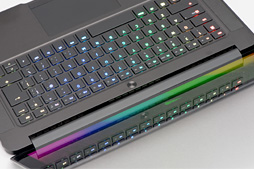 画像ギャラリー No.033のサムネイル画像 / 「Razer Blade」2016年モデルをテスト。超薄型のゲーマー向けノートPCは，持ち運べるゲーム環境への期待に応えられるか？