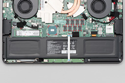 画像ギャラリー No.040のサムネイル画像 / 「Razer Blade」2016年モデルをテスト。超薄型のゲーマー向けノートPCは，持ち運べるゲーム環境への期待に応えられるか？