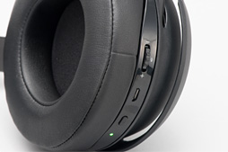画像ギャラリー No.009のサムネイル画像 / 「Razer ManO'War」レビュー。「遅延ゼロ」が謳われるワイヤレスヘッドセット，その総合力を明らかにする