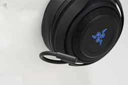 画像ギャラリー No.017のサムネイル画像 / 「Razer ManO'War」レビュー。「遅延ゼロ」が謳われるワイヤレスヘッドセット，その総合力を明らかにする
