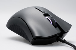 画像ギャラリー No.008のサムネイル画像 / 「Razer DeathAdder Elite」レビュー。ド定番マウスシリーズの最新作は,ゲーマーの期待に応えてくれるか