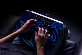 画像ギャラリー No.006のサムネイル画像 / MSY,「Team GRAPHT」としてEVO 2017にブース出展。Razer製アケコン「Panthera」も販売予定