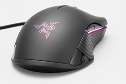 画像ギャラリー No.039のサムネイル画像 / 「Razer Lancehead Tournament Edition」レビュー。光学センサー搭載の左右対称形状採用マウスは,本当に「トーナメント向け」なのか