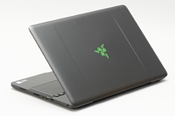 画像ギャラリー No.003のサムネイル画像 / 「Razer Blade Pro」ノートPCの2017年モデルを試す。薄型メカニカルキースイッチはとにかく素晴らしく,これだけでも買う価値がある