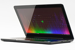 画像ギャラリー No.018のサムネイル画像 / 「Razer Blade Pro」ノートPCの2017年モデルを試す。薄型メカニカルキースイッチはとにかく素晴らしく,これだけでも買う価値がある