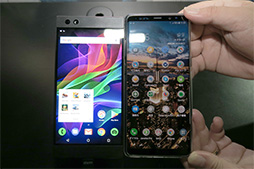 画像ギャラリー No.007のサムネイル画像 / ［CES 2018］Razer Phoneを填め込んで使うノートPC風コンセプトモデル「Project Linda」が登場。2.1chスピーカーと「HyperFlux」も