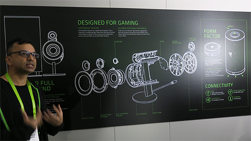 画像ギャラリー No.022のサムネイル画像 / ［CES 2018］Razer Phoneを填め込んで使うノートPC風コンセプトモデル「Project Linda」が登場。2.1chスピーカーと「HyperFlux」も