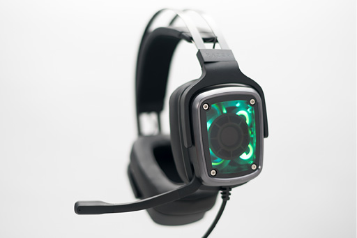 画像ギャラリー No.002のサムネイル画像 / 「Razer Tiamat 7.1 V2」レビュー。今や貴重なリアル7.1ch出力対応ヘッドセットは誰のためのものか