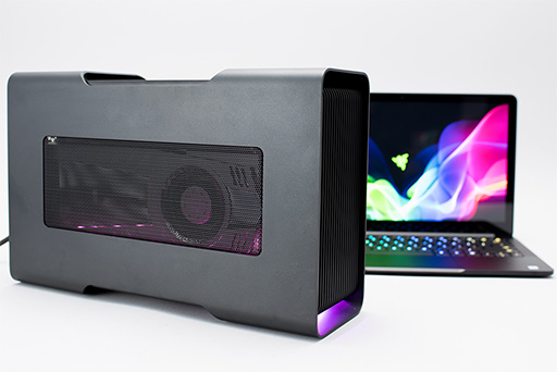 画像ギャラリー No.002のサムネイル画像 / 「Razer Core V2」レビュー。Thunderbolt 3接続の外付けグラフィックスボックス第2世代モデルは何が変わったか