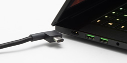 画像ギャラリー No.013のサムネイル画像 / 【PR】「Razer Blade 15」徹底検証。これはRazer史上最高のゲーマー向け15.6型ノートPCだ
