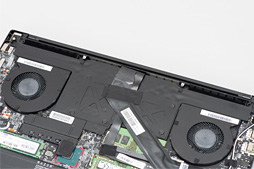 画像ギャラリー No.024のサムネイル画像 / 【PR】「Razer Blade 15」徹底検証。これはRazer史上最高のゲーマー向け15.6型ノートPCだ