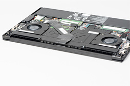 画像ギャラリー No.025のサムネイル画像 / 【PR】「Razer Blade 15」徹底検証。これはRazer史上最高のゲーマー向け15.6型ノートPCだ