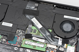 画像ギャラリー No.028のサムネイル画像 / 【PR】「Razer Blade 15」徹底検証。これはRazer史上最高のゲーマー向け15.6型ノートPCだ