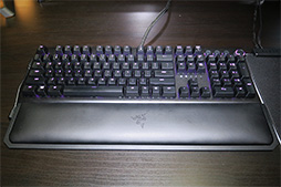 画像ギャラリー No.004のサムネイル画像 / Razerが触覚フィードバック機能「HyperSense」をゲーマーへ熱く提案。ヘッドセットではAmazon Alexa対応も実現へ