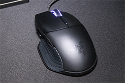 画像ギャラリー No.006のサムネイル画像 / Razerが触覚フィードバック機能「HyperSense」をゲーマーへ熱く提案。ヘッドセットではAmazon Alexa対応も実現へ