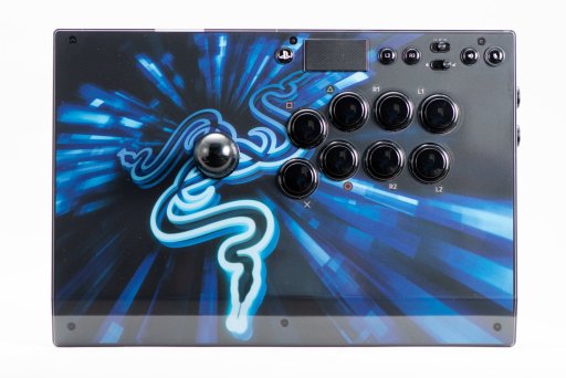 画像ギャラリー No.006のサムネイル画像 / Razerの新作アーケードスティック「Panthera Evo」レビュー。機能性と可搬性を兼ね備えた,トーナメントを勝ち抜くための1台