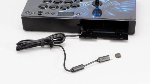 画像ギャラリー No.007のサムネイル画像 / Razerの新作アーケードスティック「Panthera Evo」レビュー。機能性と可搬性を兼ね備えた,トーナメントを勝ち抜くための1台