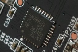 画像ギャラリー No.019のサムネイル画像 / Razerの新作アーケードスティック「Panthera Evo」レビュー。機能性と可搬性を兼ね備えた,トーナメントを勝ち抜くための1台