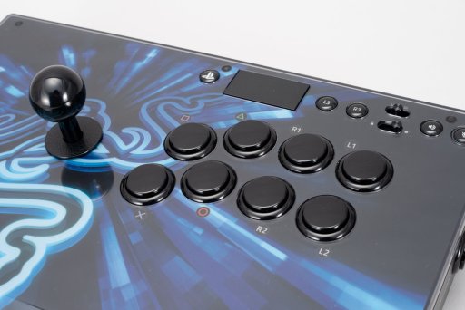 画像ギャラリー No.031のサムネイル画像 / Razerの新作アーケードスティック「Panthera Evo」レビュー。機能性と可搬性を兼ね備えた,トーナメントを勝ち抜くための1台