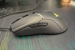 画像ギャラリー No.005のサムネイル画像 / ［CJ2019］「Razer Viper」は本当にものすごく軽い。実機でその魅力を体験した