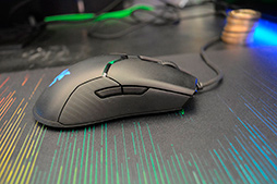 画像ギャラリー No.006のサムネイル画像 / ［CJ2019］「Razer Viper」は本当にものすごく軽い。実機でその魅力を体験した