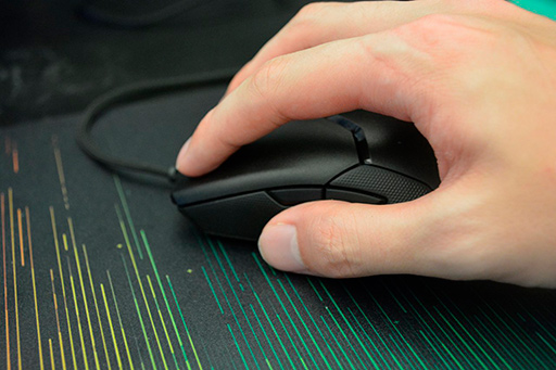 画像ギャラリー No.007のサムネイル画像 / ［CJ2019］「Razer Viper」は本当にものすごく軽い。実機でその魅力を体験した