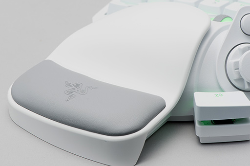 画像ギャラリー No.016のサムネイル画像 / 新型左手用キーパッド「Tartarus Pro」ファーストインプレッション。新型キースイッチの感触は?