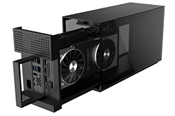 画像ギャラリー No.007のサムネイル画像 / Razer，NUCをベースにした小型デスクトップPC「Tomahawk」を発表。スマホ向け新型ゲームパッドなど多数の新製品も明らかに