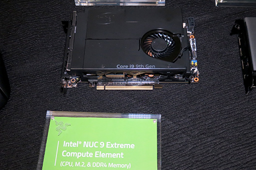 画像ギャラリー No.008のサムネイル画像 / Razer，NUCをベースにした小型デスクトップPC「Tomahawk」を発表。スマホ向け新型ゲームパッドなど多数の新製品も明らかに