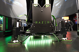 画像ギャラリー No.003のサムネイル画像 / Razerのレースゲーム用のコクピットシステム「Razer Eracing Simulator」を早速体験してきた
