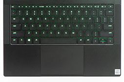 画像ギャラリー No.009のサムネイル画像 / 【PR】Razerの薄型ノートPC「Blade Stealth 13」を試す。アンダー1.4kgの持ち歩けるPCでFortniteやFall Guysを快適にプレイできる