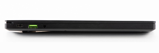画像ギャラリー No.015のサムネイル画像 / 【PR】Razerの薄型ノートPC「Blade Stealth 13」を試す。アンダー1.4kgの持ち歩けるPCでFortniteやFall Guysを快適にプレイできる