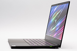 画像ギャラリー No.027のサムネイル画像 / 【PR】Razerの薄型ノートPC「Blade Stealth 13」を試す。アンダー1.4kgの持ち歩けるPCでFortniteやFall Guysを快適にプレイできる