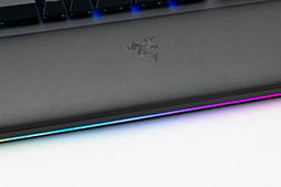 画像ギャラリー No.022のサムネイル画像 / 【PR】Razerの光学式キーボード「Huntsman V2 Analog」は,アナログ入力機能で当たり前のゲーマー向けキーボードを超えた