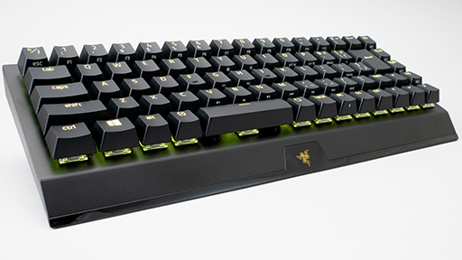 画像ギャラリー No.037のサムネイル画像 / 【PR】Razerのミニキーボード「BlackWidow V3 Mini」を試す。ワイヤレスでもUSBでも使える便利さが魅力だ