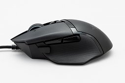 画像ギャラリー No.009のサムネイル画像 / 【PR】「Razer Basilisk V3」のセンサーは驚きの性能。スクロールホイールの新機能やLEDイルミネーションも搭載した新モデルを試した