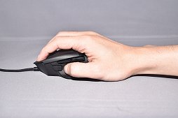 画像ギャラリー No.015のサムネイル画像 / 【PR】「Razer Basilisk V3」のセンサーは驚きの性能。スクロールホイールの新機能やLEDイルミネーションも搭載した新モデルを試した