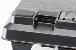 画像ギャラリー No.015のサムネイル画像 / 【PR】Razer製キーボード「Huntsman V2 Tenkeyless」は,最新光学キースイッチによる低遅延で最高峰の実力派だ